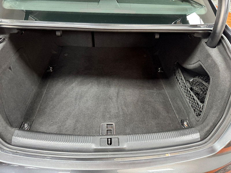 Audi A4 2.0 TDI Black Edition Euro 6 (s/s) 4dr (Nav) 4dr Manual 2025