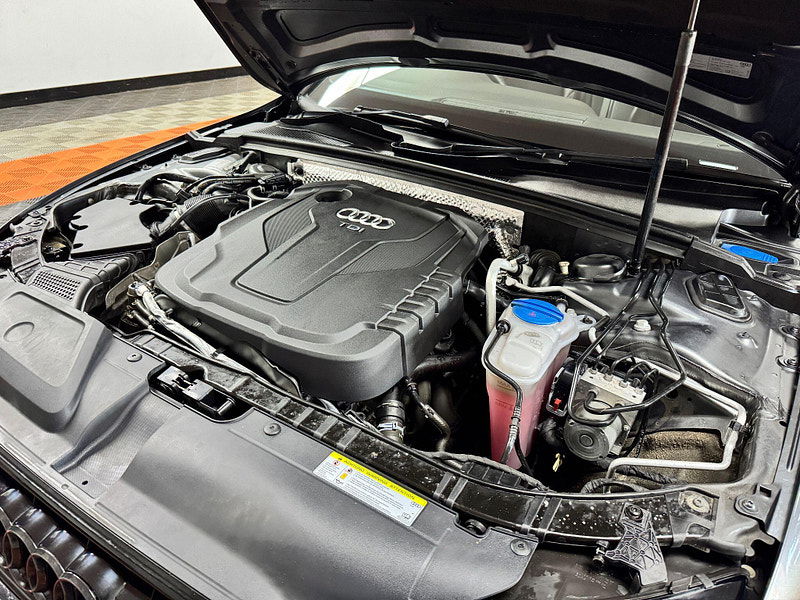 Audi A4 2.0 TDI Black Edition Euro 6 (s/s) 4dr (Nav) 4dr Manual 2025