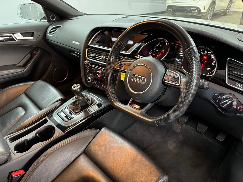 Audi A5 2.0 TDI Black Edition Sportback Euro 5 (s/s) 5dr 5dr Manual 2024