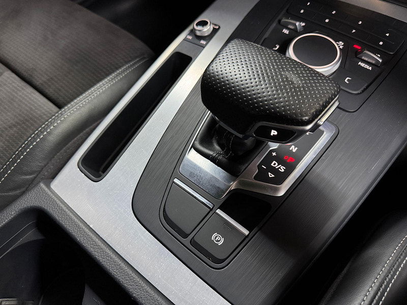 Audi Q5 2.0 TDI S line S Tronic quattro Euro 6 (s/s) 5dr 5dr Automatic 2026