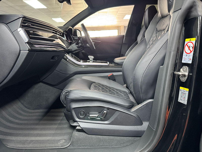 Audi SQ8 4.0 TFSI V8 Black Edition Tiptronic quattro Euro 6 (s/s) 5dr 5dr Automatic 2025
