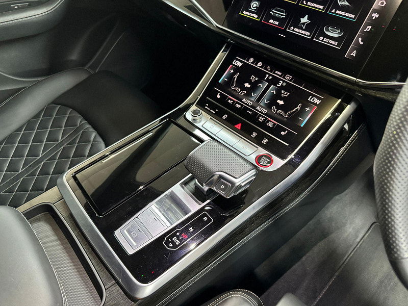 Audi SQ8 4.0 TFSI V8 Black Edition Tiptronic quattro Euro 6 (s/s) 5dr 5dr Automatic 2025