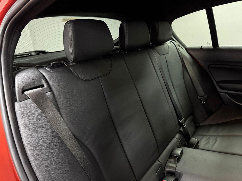 BMW 1 Series 2.0 125d M Sport Auto Euro 6 (s/s) 5dr 5dr Automatic 2025