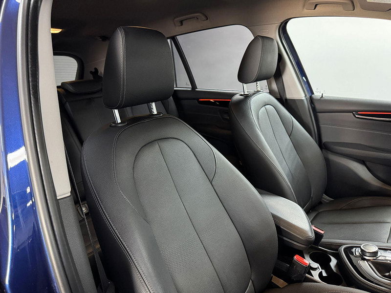 BMW 2 Series Gran Tourer 2.0 220d Luxury Auto xDrive Euro 6 (s/s) 5dr 5dr Automatic 2025