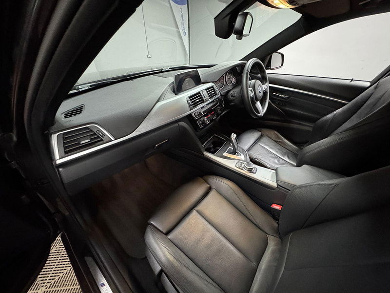 BMW 3 Series 2.0 318d M Sport Shadow Edition Touring Auto Euro 6 (s/s) 5dr 5dr Automatic 2025