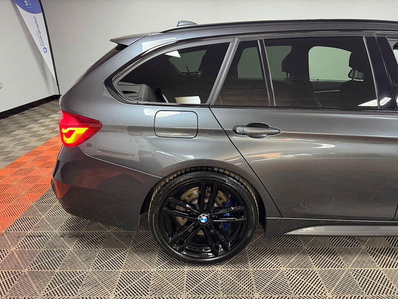 BMW 3 Series 2.0 318d M Sport Shadow Edition Touring Auto Euro 6 (s/s) 5dr 5dr Automatic 2025