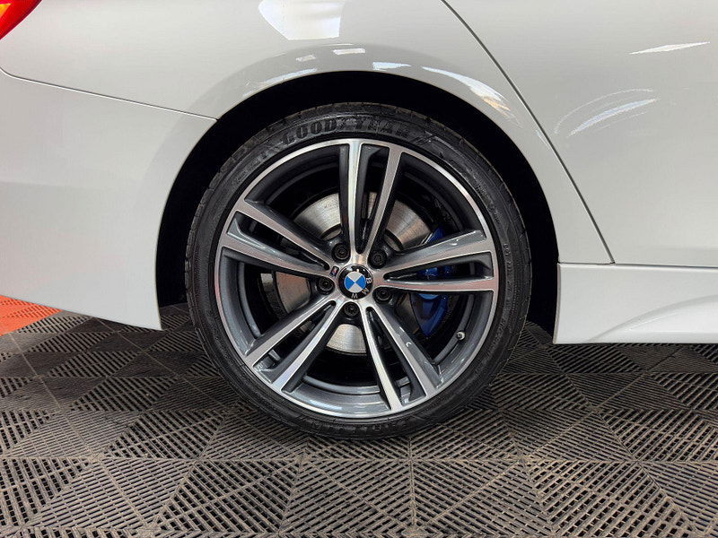 BMW 3 Series 2.0 320d M Sport Touring Auto xDrive Euro 6 (s/s) 5dr 5dr Automatic 2025