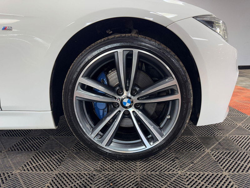 BMW 3 Series 2.0 320d M Sport Touring Auto xDrive Euro 6 (s/s) 5dr 5dr Automatic 2025