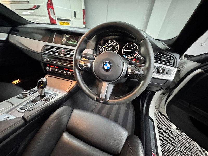 BMW 5 Series 3.0 530d M Sport Auto Euro 6 (s/s) 4dr 4dr Automatic 2025