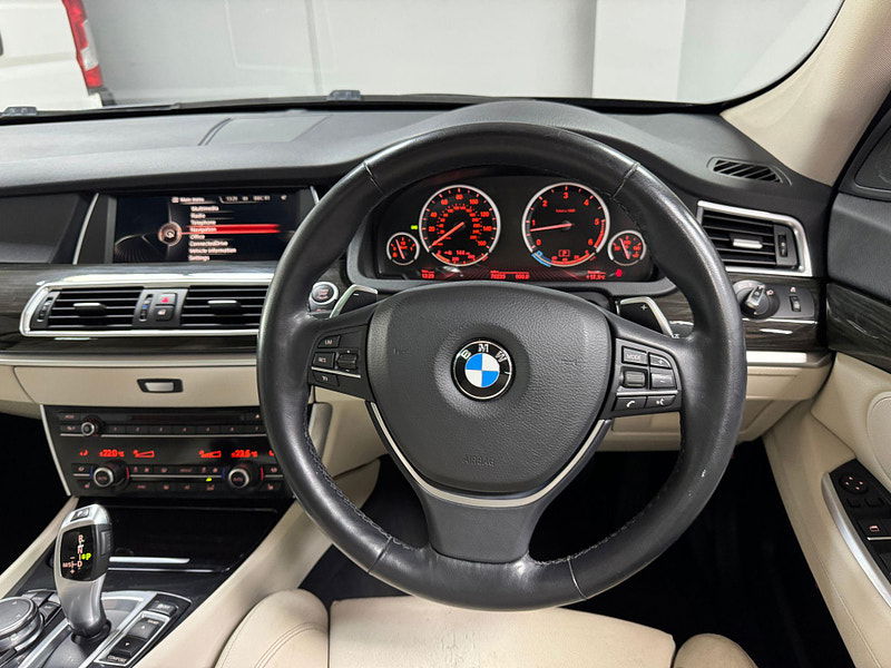 BMW 5 Series Gran Turismo 3.0 530d Luxury GT Auto Euro 6 (s/s) 5dr 5dr Automatic 2025