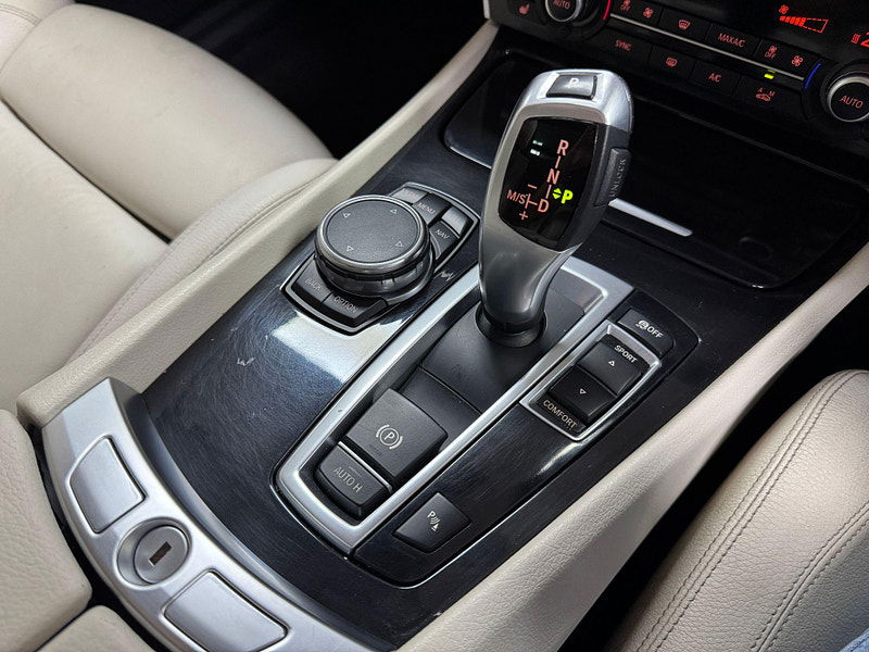 BMW 5 Series Gran Turismo 3.0 530d Luxury GT Auto Euro 6 (s/s) 5dr 5dr Automatic 2025