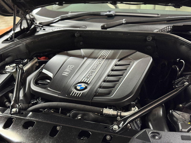 BMW 5 Series Gran Turismo 3.0 530d Luxury GT Auto Euro 6 (s/s) 5dr 5dr Automatic 2025