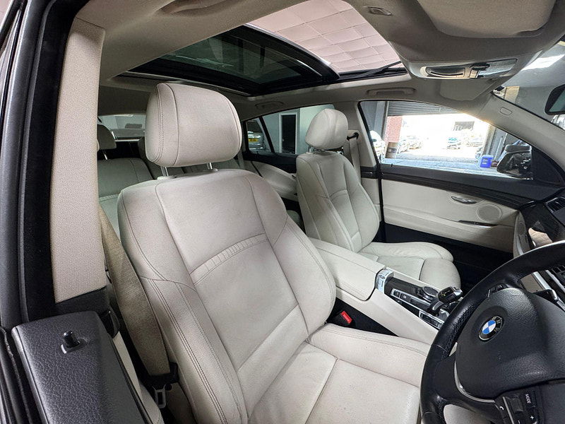 BMW 5 Series Gran Turismo 3.0 530d Luxury GT Auto Euro 6 (s/s) 5dr 5dr Automatic 2025