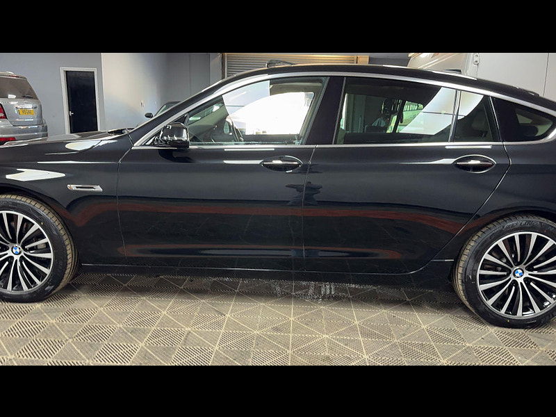 BMW 5 Series Gran Turismo 3.0 530d Luxury GT Auto Euro 6 (s/s) 5dr 5dr Automatic 2025