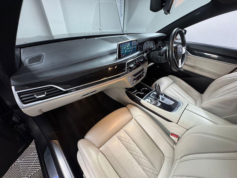 BMW 7 Series 3.0 730d M Sport Auto xDrive Euro 6 (s/s) 4dr 4dr Automatic 2025