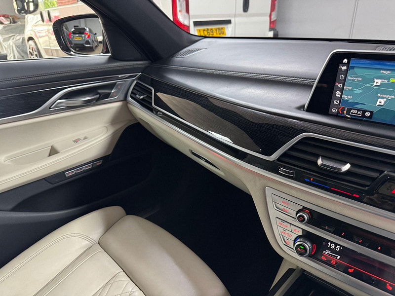 BMW 7 Series 3.0 730d M Sport Auto xDrive Euro 6 (s/s) 4dr 4dr Automatic 2025