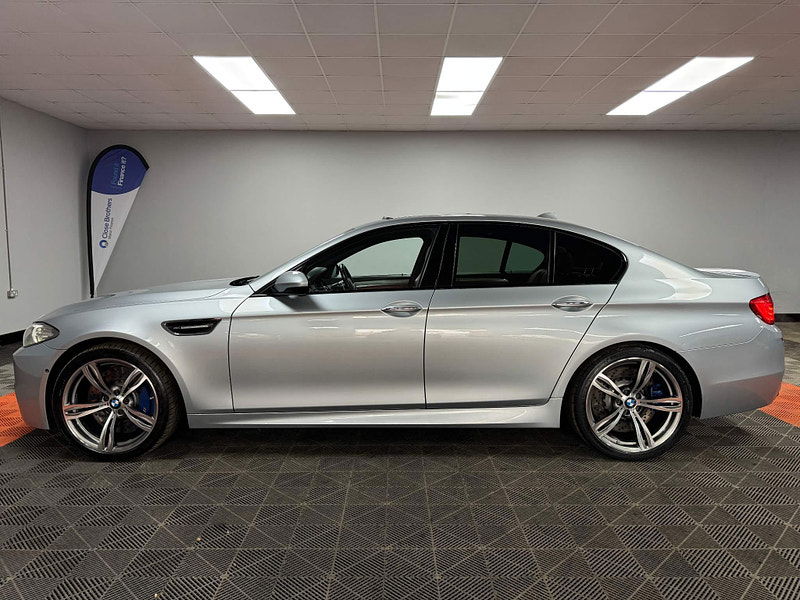 BMW M5 4.4 V8 DCT Euro 6 (s/s) 4dr 4dr Automatic 2024