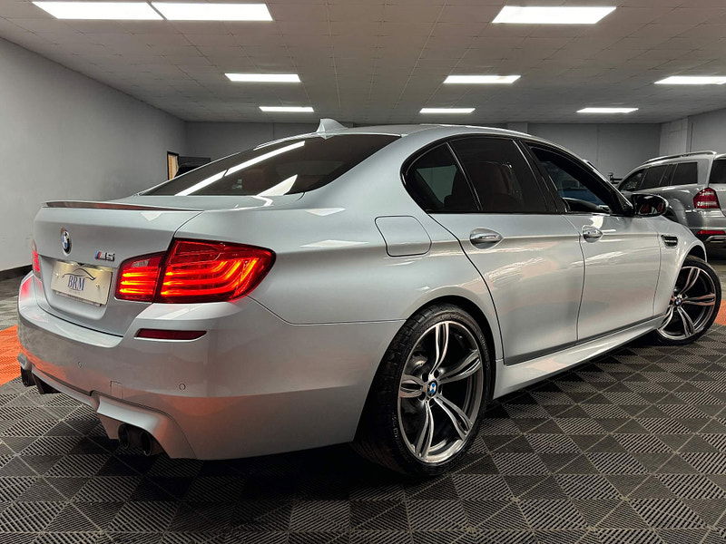 BMW M5 4.4 V8 DCT Euro 6 (s/s) 4dr 4dr Automatic 2024