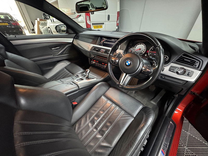 BMW M5 4.4 V8 DCT Euro 6 (s/s) 4dr 4dr Automatic 2025