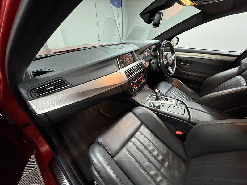 BMW M5 4.4 V8 DCT Euro 6 (s/s) 4dr 4dr Automatic 2025