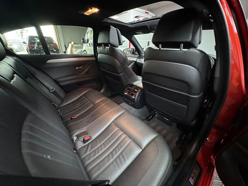 BMW M5 4.4 V8 DCT Euro 6 (s/s) 4dr 4dr Automatic 2025