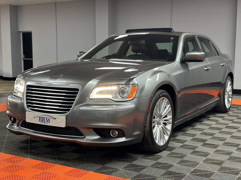 Chrysler 300C 3.0 CRD V6 Executive Auto Euro 5 4dr 4dr Automatic 2024