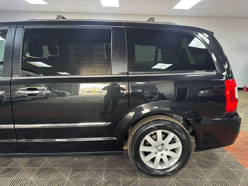 Chrysler Grand Voyager 2.8 CRD Limited Auto Euro 5 5dr 5dr Automatic 2025