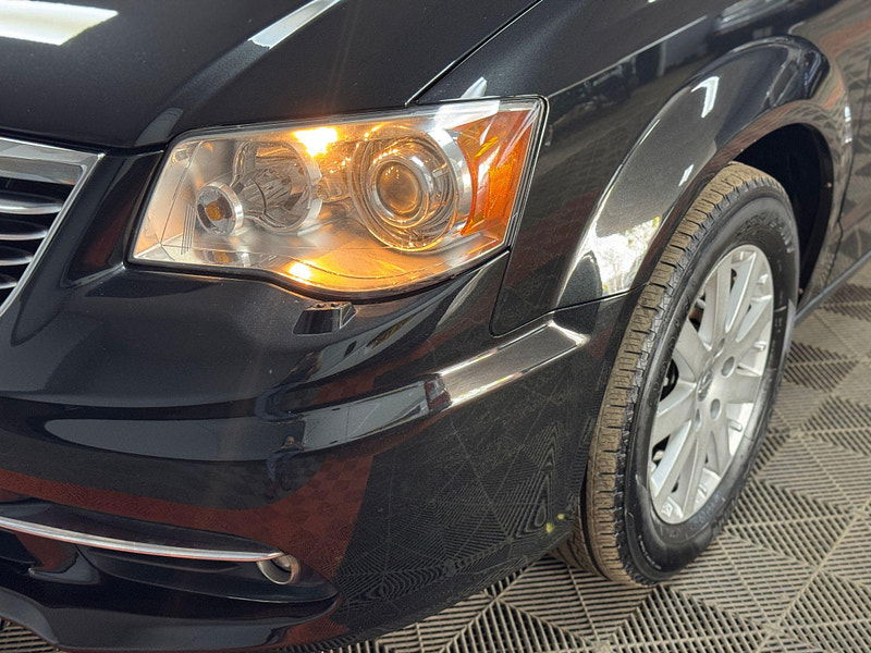 Chrysler Grand Voyager 2.8 CRD Limited Auto Euro 5 5dr 5dr Automatic 2025