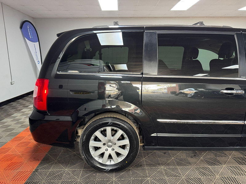 Chrysler Grand Voyager 2.8 CRD Limited Auto Euro 5 5dr 5dr Automatic 2025