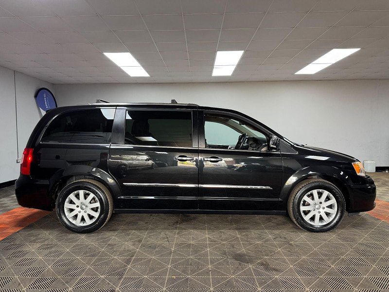 Chrysler Grand Voyager 2.8 CRD Limited Auto Euro 5 5dr 5dr Automatic 2025