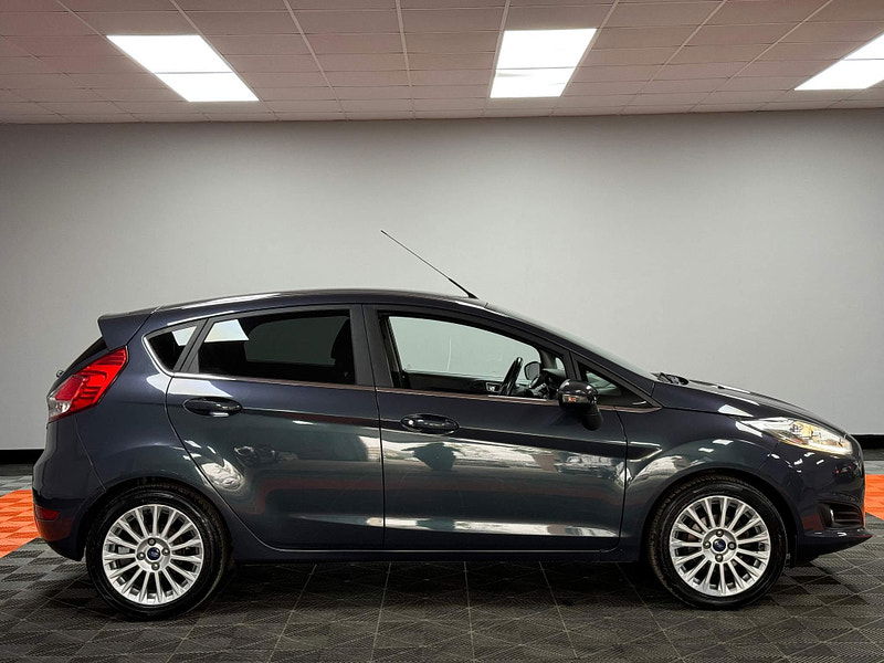 Ford Fiesta 1.5 TDCi Titanium Euro 5 5dr 5dr Manual 2025