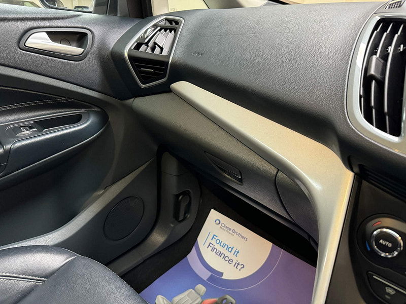 Ford Grand C-Max 2.0 TDCi Titanium Euro 5 5dr 5dr Manual 2025
