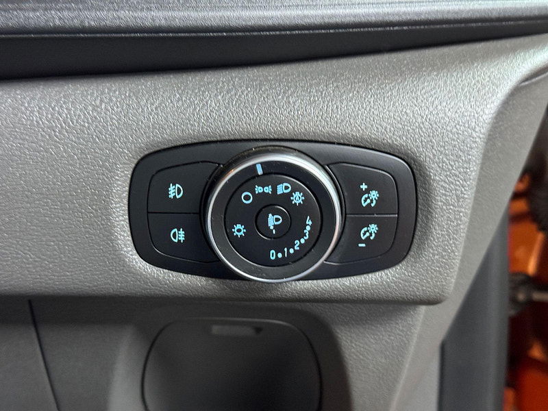 Ford Transit Custom 2.0 310 EcoBlue Sport Crew Van Auto L1 H1 Euro 6 (s/s) 6dr (5 Seat) 6dr Automatic 2025