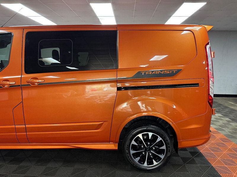 Ford Transit Custom 2.0 310 EcoBlue Sport Crew Van Auto L1 H1 Euro 6 (s/s) 6dr (5 Seat) 6dr Automatic 2025