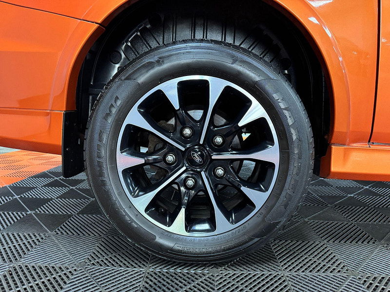 Ford Transit Custom 2.0 310 EcoBlue Sport Crew Van Auto L1 H1 Euro 6 (s/s) 6dr (5 Seat) 6dr Automatic 2025