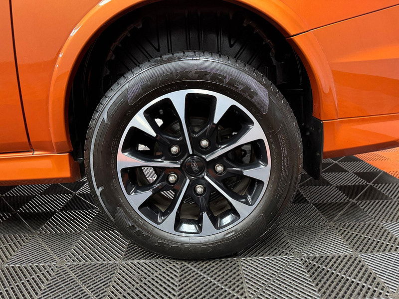 Ford Transit Custom 2.0 310 EcoBlue Sport Crew Van Auto L1 H1 Euro 6 (s/s) 6dr (5 Seat) 6dr Automatic 2025