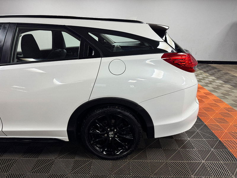 Honda Civic 1.6 i-DTEC Black Edition Tourer Euro 5 (s/s) 5dr 5dr Manual 2026