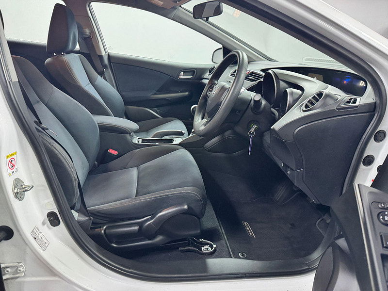 Honda Civic 1.6 i-DTEC Black Edition Tourer Euro 5 (s/s) 5dr 5dr Manual 2026