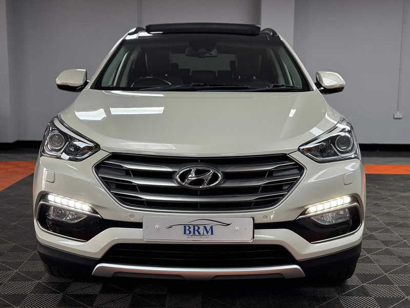 Hyundai Santa Fe 2.2 CRDi Blue Drive Premium SE 4WD Euro 6 (s/s) 5dr (7 Seat) 5dr Manual 2025