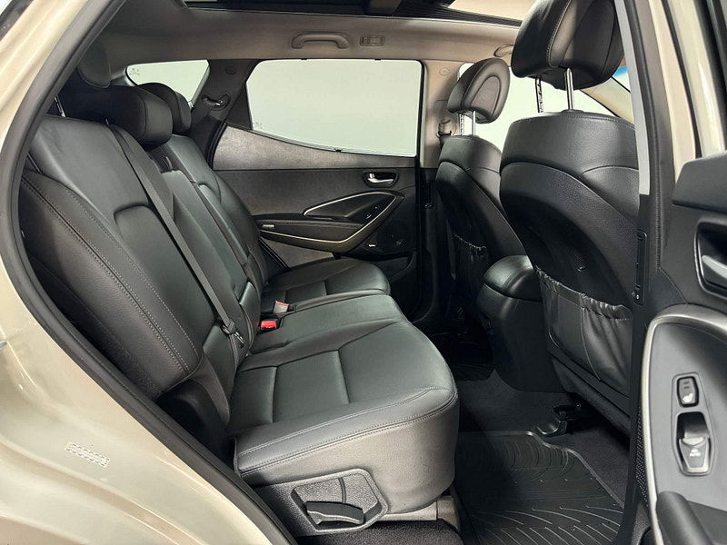 Hyundai Santa Fe 2.2 CRDi Blue Drive Premium SE Auto 4WD Euro 6 (s/s) 5dr (7 Seat) 5dr Automatic 2025