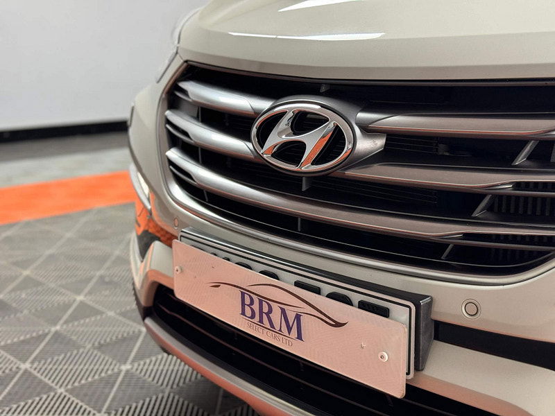 Hyundai Santa Fe 2.2 CRDi Blue Drive Premium SE Auto 4WD Euro 6 (s/s) 5dr (7 Seat) 5dr Automatic 2025