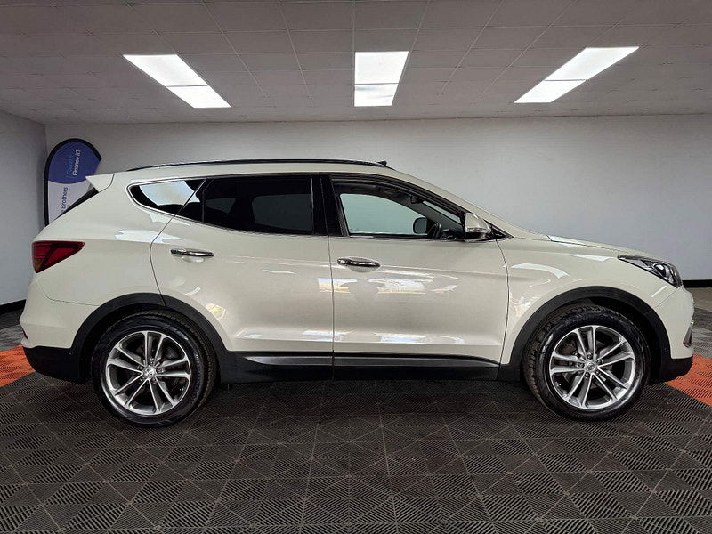 Hyundai Santa Fe 2.2 CRDi Blue Drive Premium SE Auto 4WD Euro 6 (s/s) 5dr (7 Seat) 5dr Automatic 2025