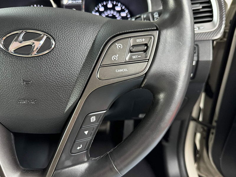 Hyundai Santa Fe 2.2 CRDi Blue Drive Premium SE Auto 4WD Euro 6 (s/s) 5dr (7 Seat) 5dr Automatic 2025