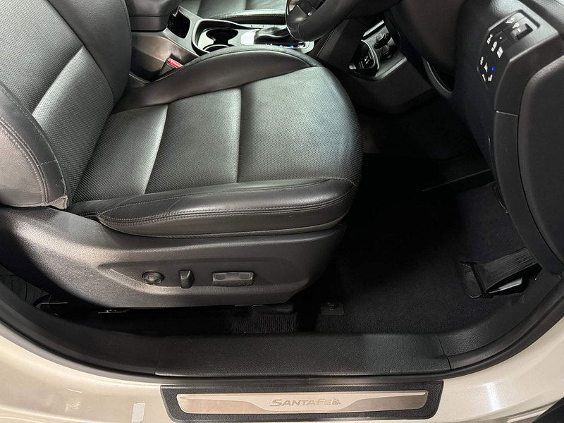 Hyundai Santa Fe 2.2 CRDi Blue Drive Premium SE Auto 4WD Euro 6 (s/s) 5dr (7 Seat) 5dr Automatic 2025