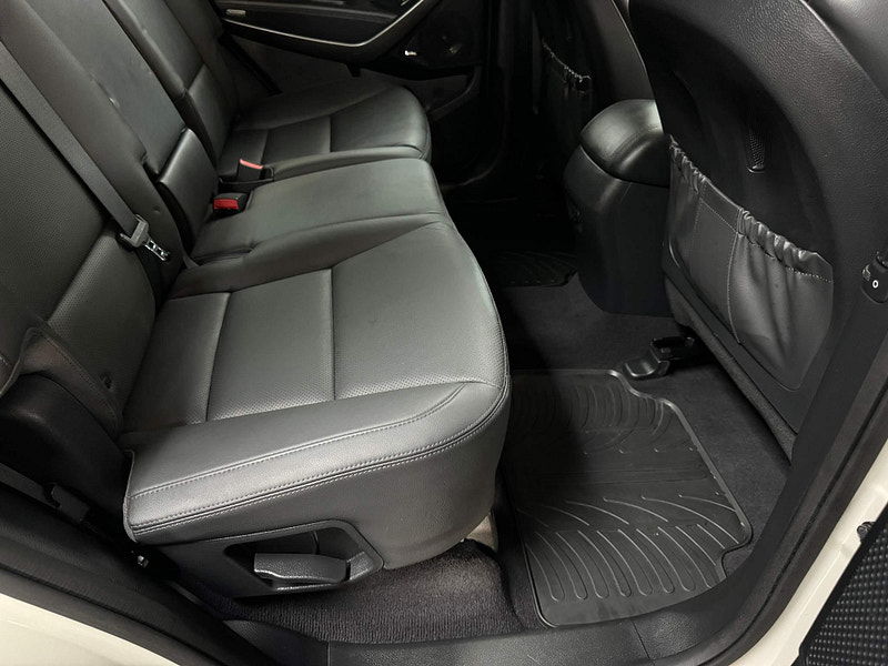 Hyundai Santa Fe 2.2 CRDi Blue Drive Premium SE Auto 4WD Euro 6 (s/s) 5dr (7 Seat) 5dr Automatic 2025