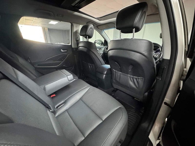 Hyundai Santa Fe 2.2 CRDi Blue Drive Premium SE Auto 4WD Euro 6 (s/s) 5dr (7 Seat) 5dr Automatic 2025