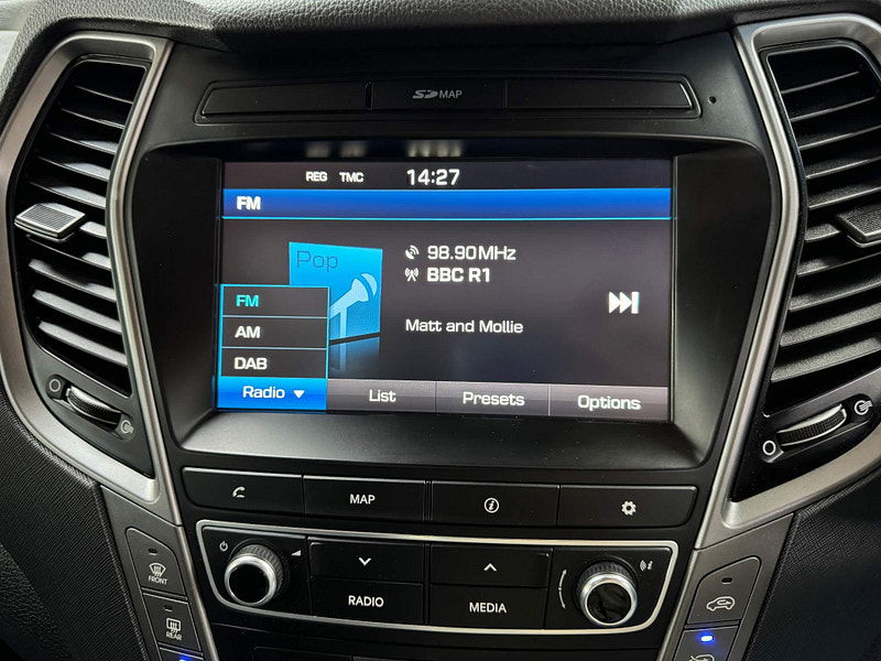 Hyundai Santa Fe 2.2 CRDi Blue Drive Premium SE Auto 4WD Euro 6 (s/s) 5dr (7 Seat) 5dr Automatic 2025