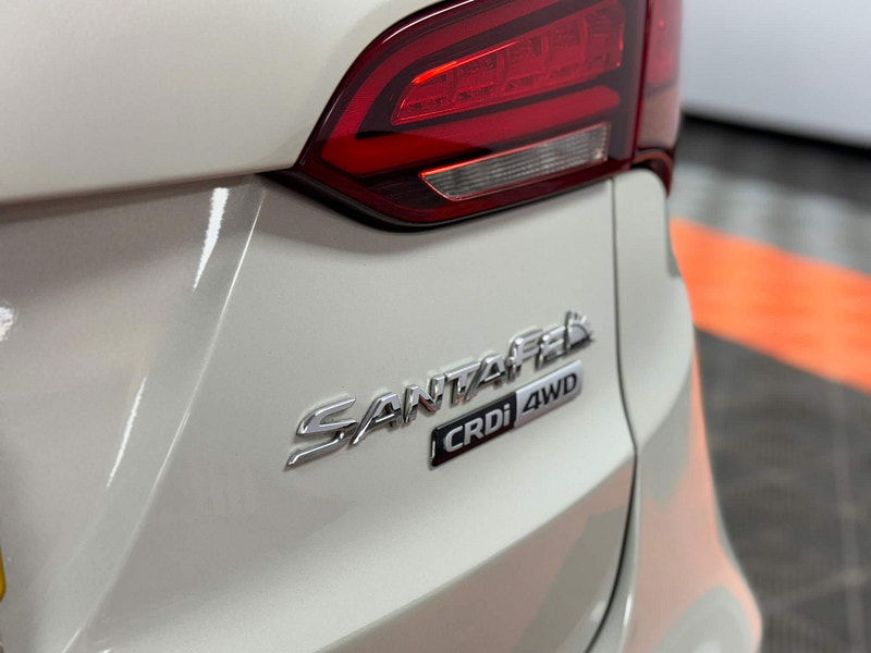 Hyundai Santa Fe 2.2 CRDi Blue Drive Premium SE Auto 4WD Euro 6 (s/s) 5dr (7 Seat) 5dr Automatic 2025