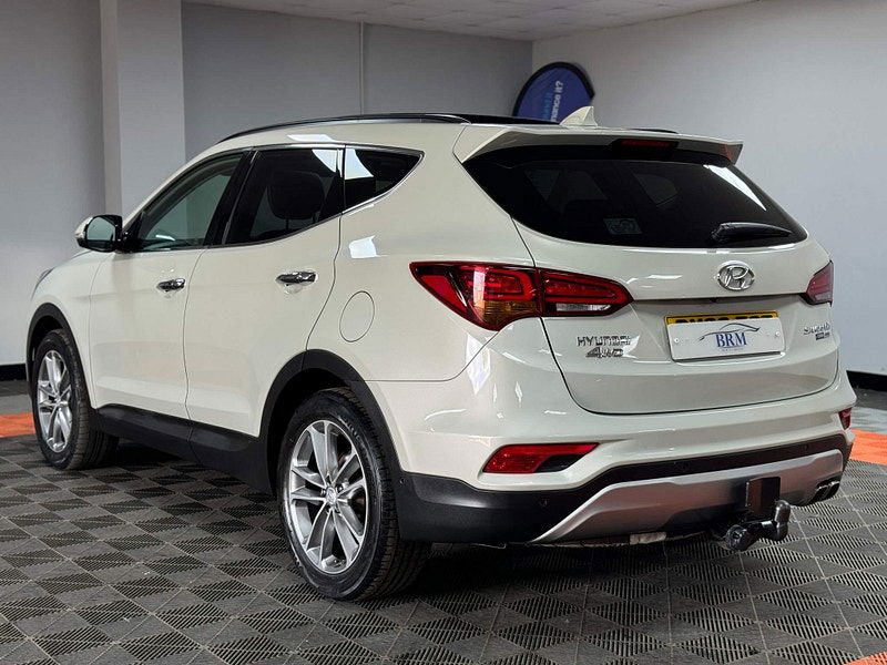Hyundai Santa Fe 2.2 CRDi Blue Drive Premium SE Auto 4WD Euro 6 (s/s) 5dr (7 Seat) 5dr Automatic 2025