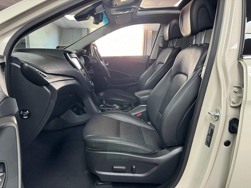Hyundai Santa Fe 2.2 CRDi Blue Drive Premium SE Auto 4WD Euro 6 (s/s) 5dr (7 Seat) 5dr Automatic 2025
